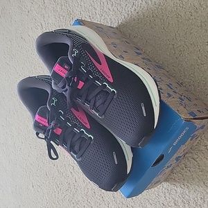 Women's Brooks Ghost 14